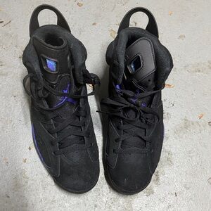 Jordan Men's Black with Purple Accents Athletic Shoes